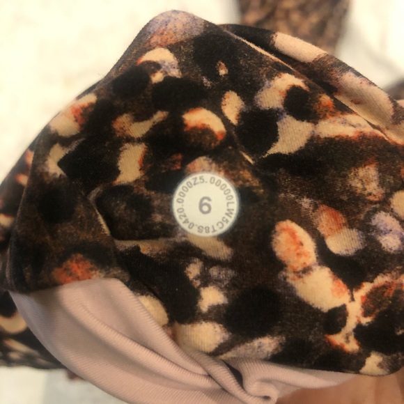 Lululemon Invigorate High-Rise Tight 25" NWOT - Picture 13 of 16